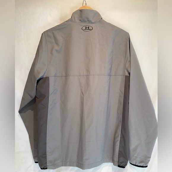 Under Armour waterproof lightweight jacket. - Picture 3 of 4